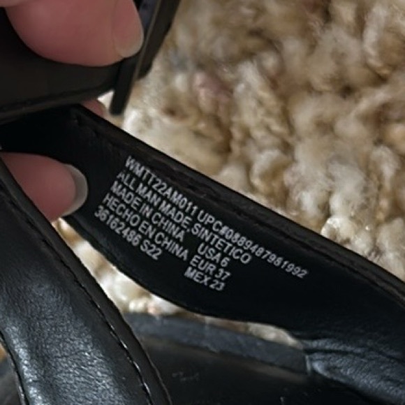 ✨Time and Tru sandals - Picture 5 of 5